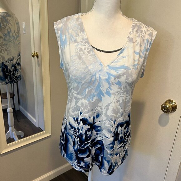 NWT Calvin Klein Blue & Gray Floral Print Hardware Embellished Top, Size Medium - Picture 1 of 14